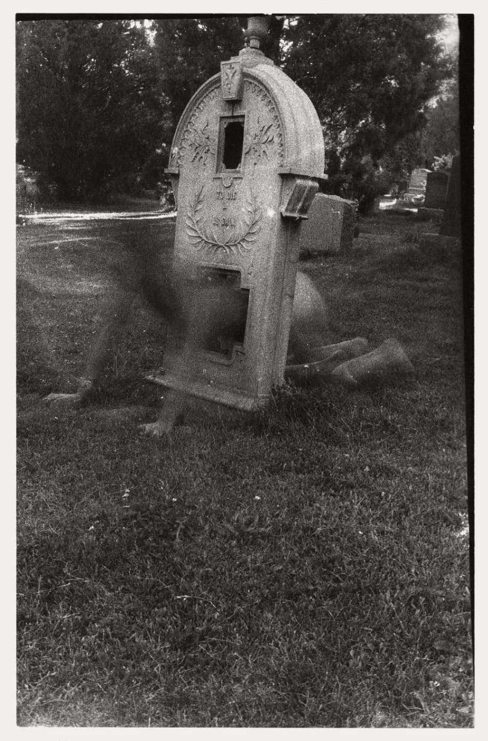 Francesca Woodman, From Angel series, Roma 1977 © George and Betty Woodman