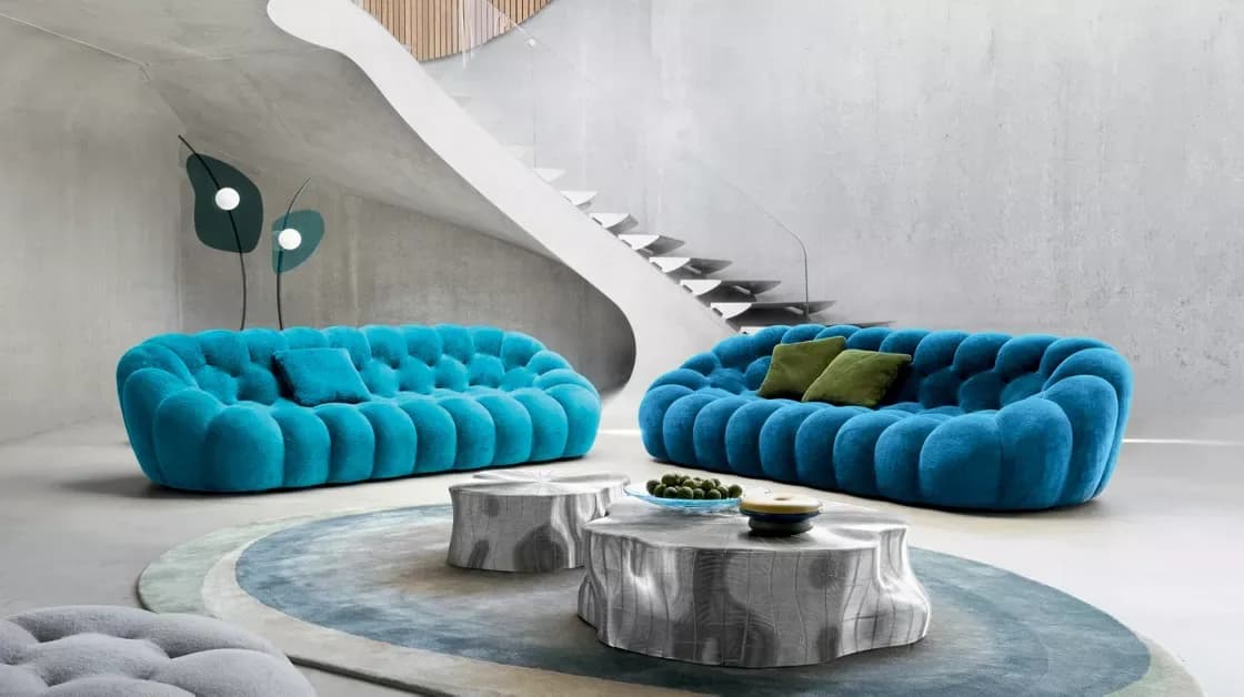 Due modelli del divano Bubble creato da Sacha Lakic per Roche Bobois © Roche Bobois