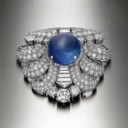 Bulgari, Spilla in platino con zaffiro e diamanti, 1938 circa.