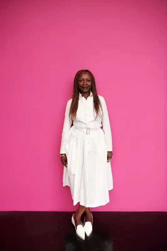 La curatrice Koyo Kouoh © Foto di Mirjam Kluka.